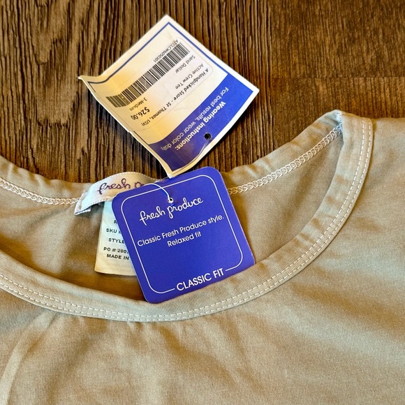 Ladies Soft Stretchy Tee - Brand New - Picture 4 of 6